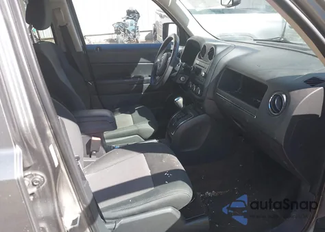 2013 Jeep Patriot Sport z USA, uszkodzony, nr VIN 1C4NJRBBXDD263665